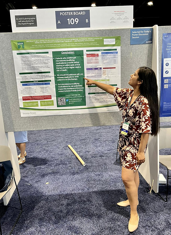 GME Internal Medicine resident presenting at conference