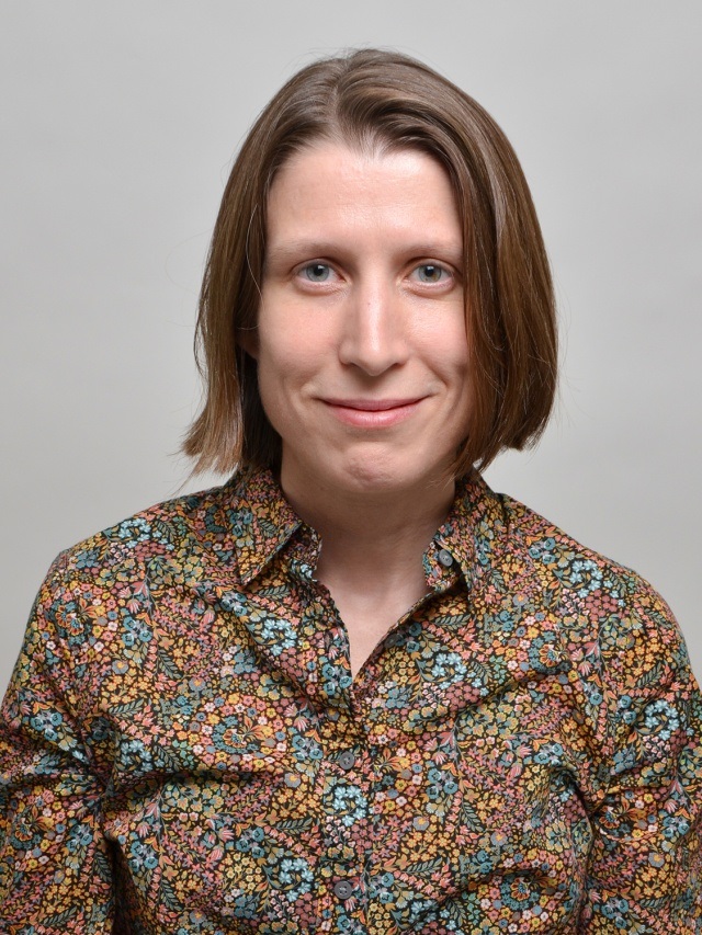 Headshot Jeanne Gosselin