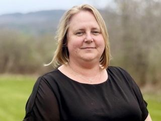 Portrait of Erin Duval, and employee at Elizabethtown Community Hospital.
