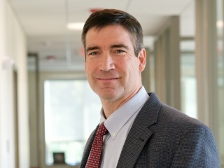 Headshot of Steve Leffler, MD