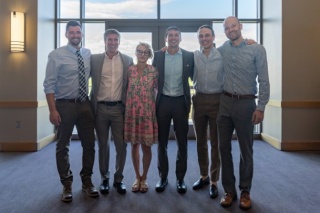 Emergency Medicine 2022 alumni group photo. 