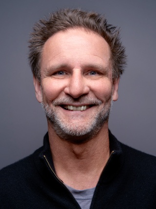 Wesley Clark, MD, an Anesthesiologist 