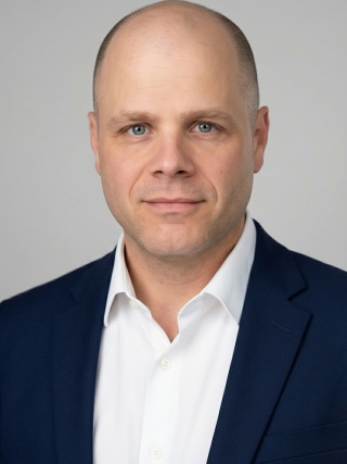 Headshot of Wade Yount, PA-C, an Internal Medicine Physician Assistant at Porter Medical Center