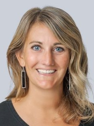 Helena Van Voorst head shot photo.