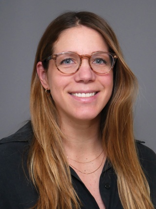 Aleks Bacon, APRN, a Nurse Practitioner 