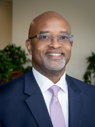 Portrait of Gary Scott.