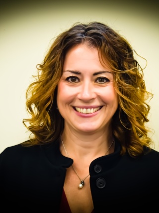 Portrait of Christine Peters.