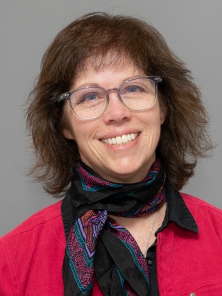 Portrait of Jennifer Archambault.