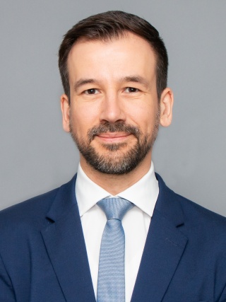 Portrait of Matej Kollar, CPA.