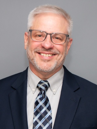 Portrait of Shawn Rogers.