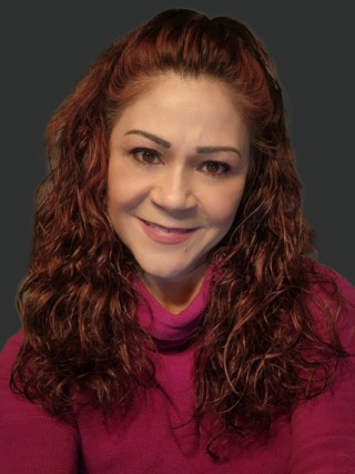 Headshot of Elissa Tucker, PT.