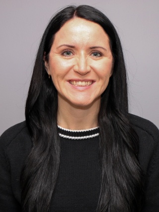 Headshot of Jule Deren, DO.