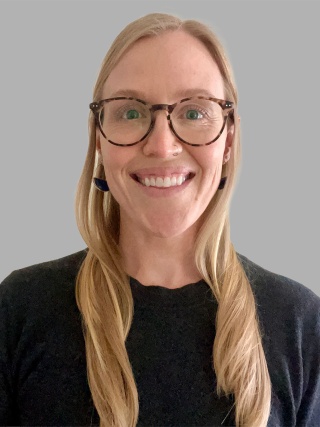 Headshot of Natalie Nimon, FNP.