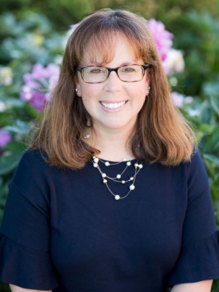 Headshot of Amanda Kennedy, PharmD, BCPS