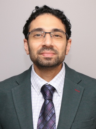 Headshot of Ian Pereira, MD.