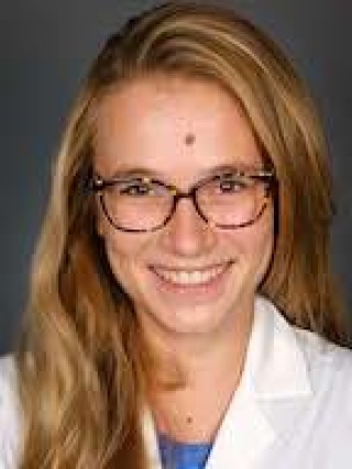 Headshot of Katherine Callahan
