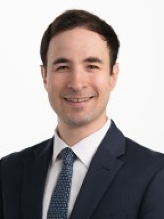Headshot of Alexander Weissman