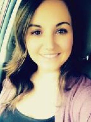 Headshot of Lyndsie Morin