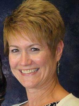 Portrait of Lynne Reale, RN.