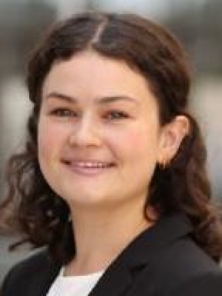Headshot of Julia Rossen, MD