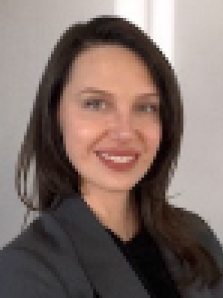 Headshot of Alena Chauhan, MD