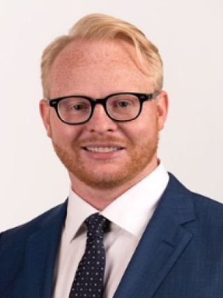 Headshot of Stefan Thorarensen, MD