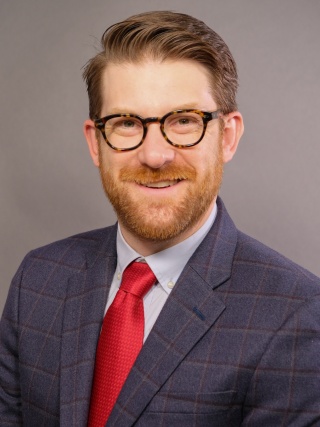 Headshot of Matthew MacKinnon, MD.