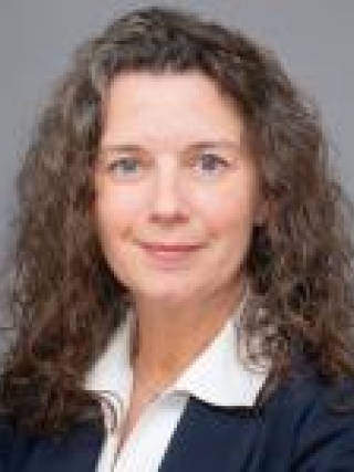 Headshot of Suzanne Kennedy, MD.